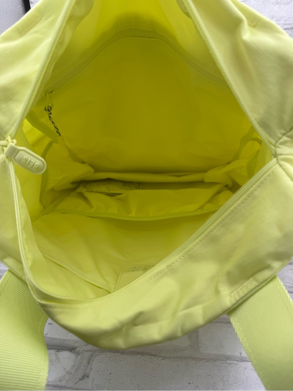 BEIS The Sport Tote In Limone - Picture 8 of 10